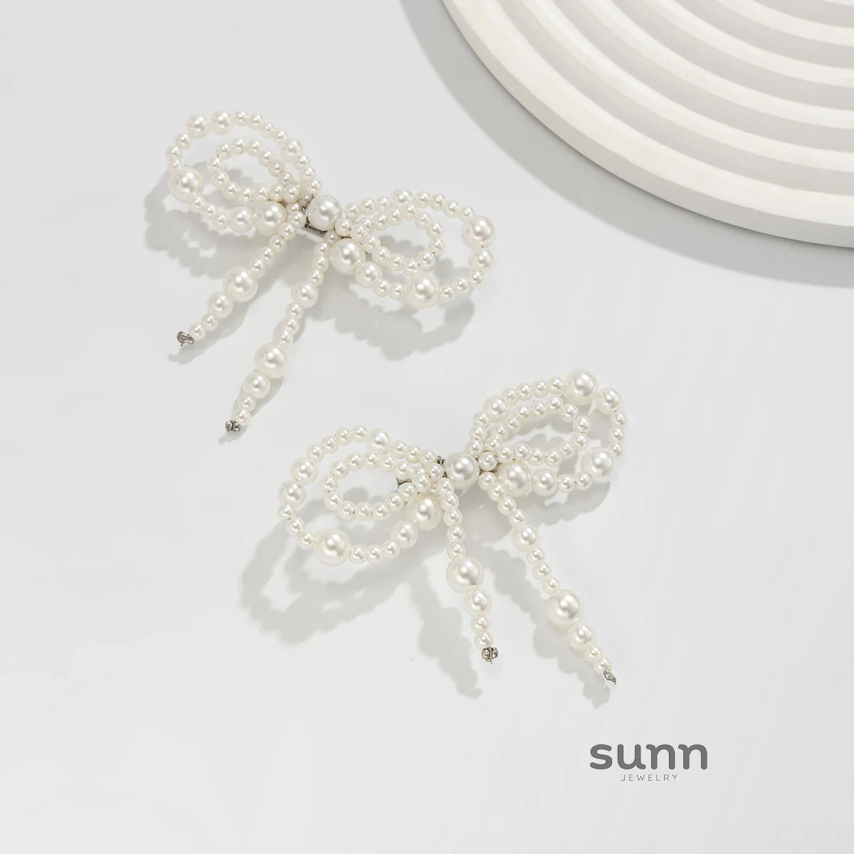Abi Pearl Butterfly Leg Chain Set