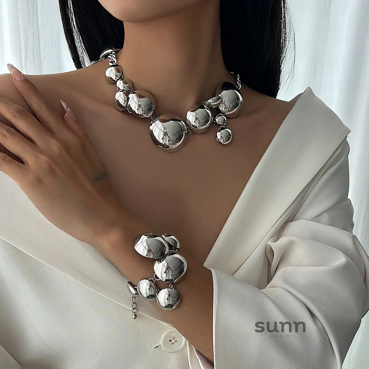 Abrianna Polished Orb Chain