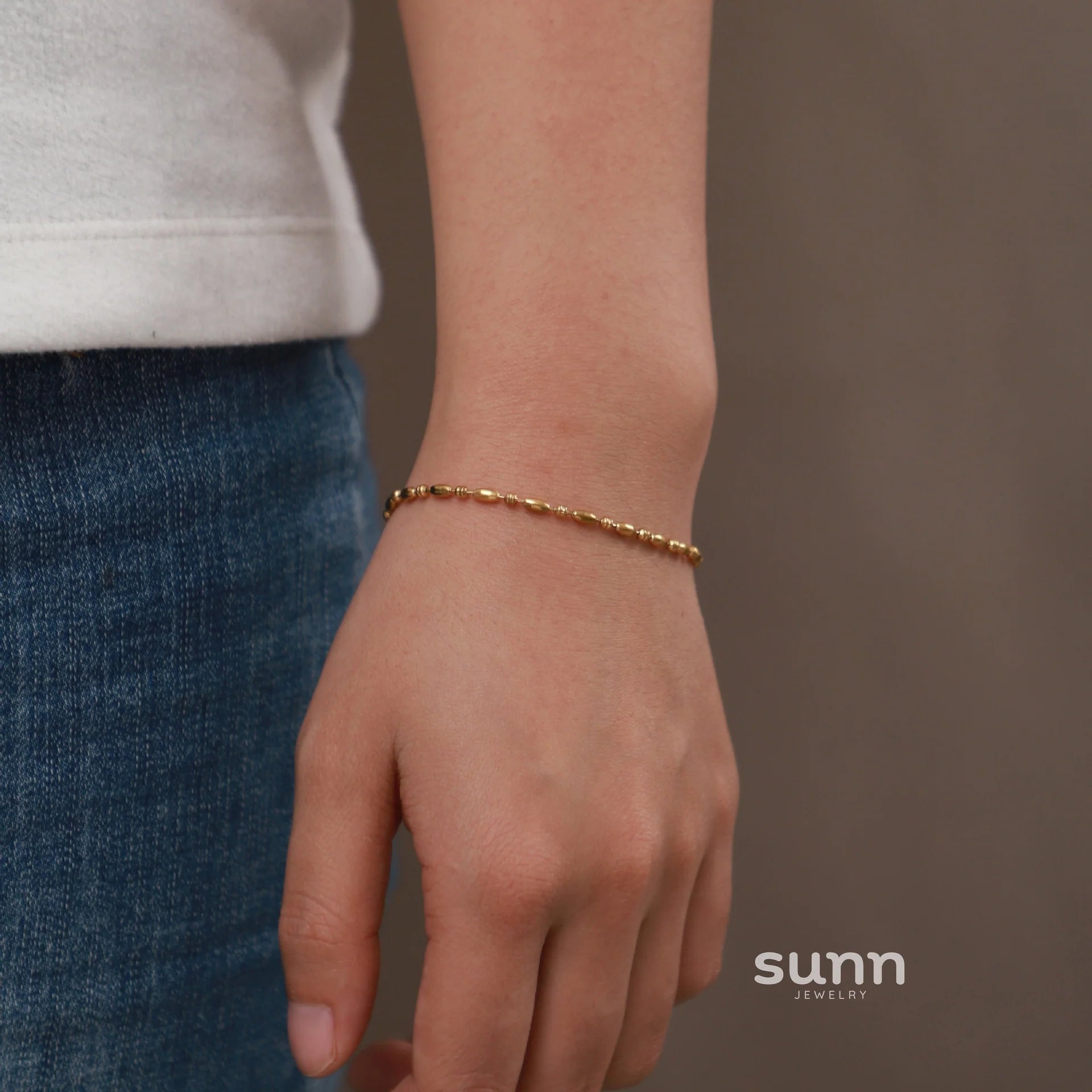 Abygail Delicate Link Bracelet