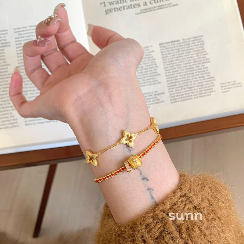 Abygail Golden Charm Bracelet [5TDB8UCC]