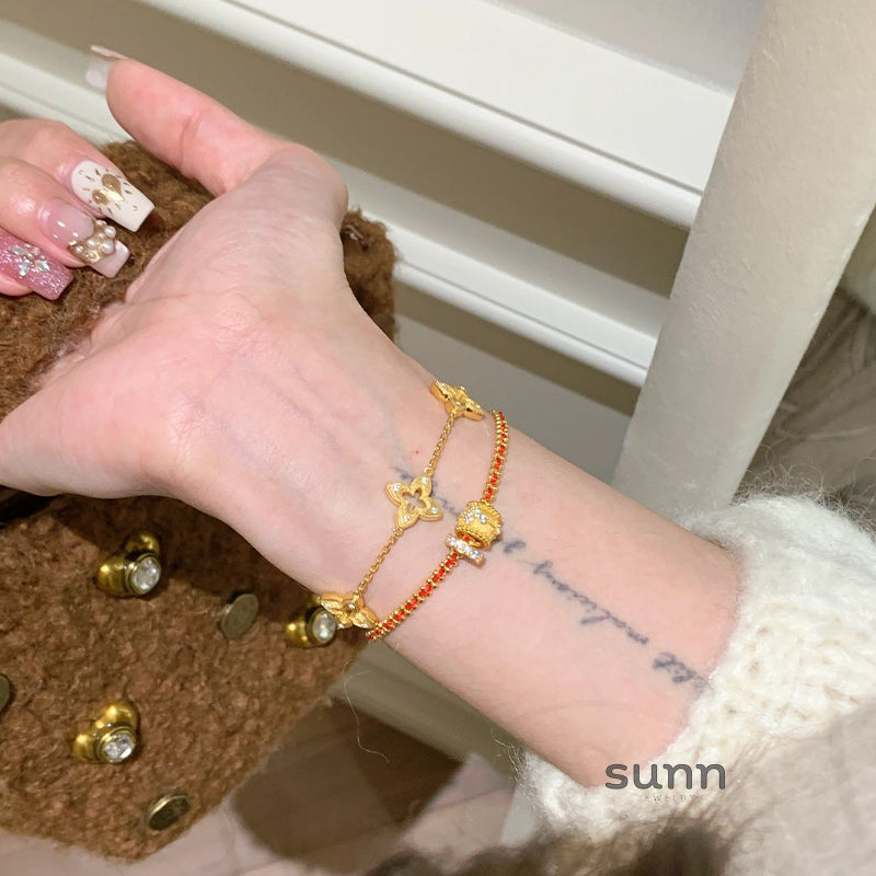 Abygail Golden Charm Bracelet [VNUCFNPK]