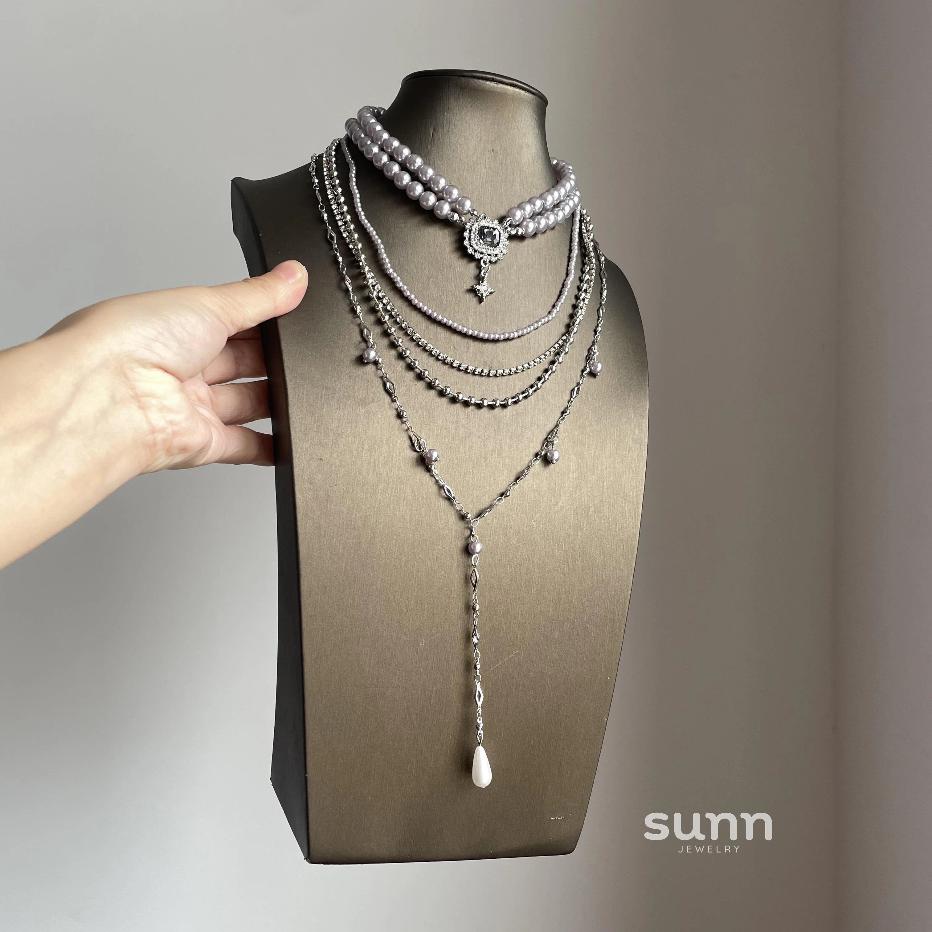 Acadia Layered Star Necklace Set