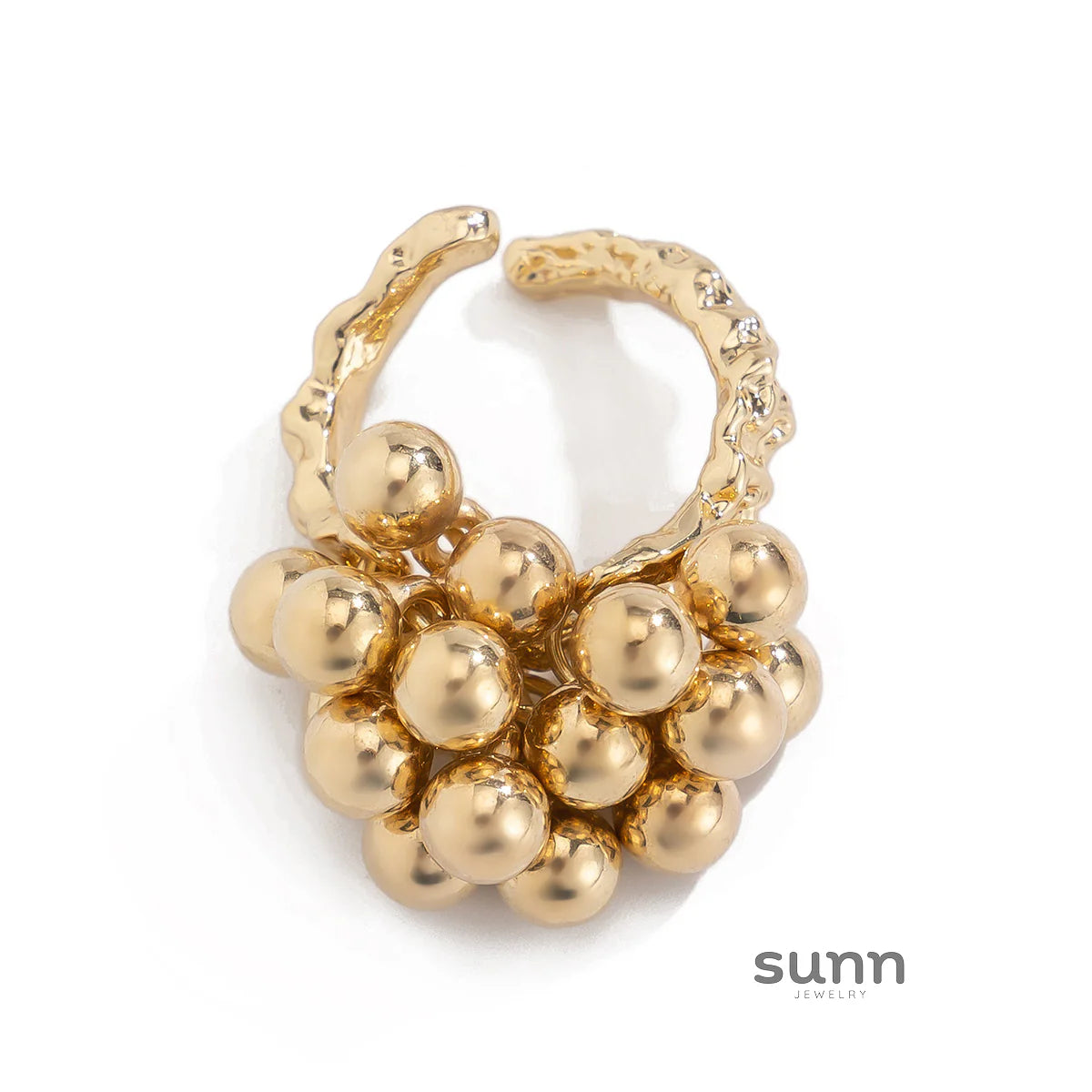 Acelyn Sculptural Wave Ring