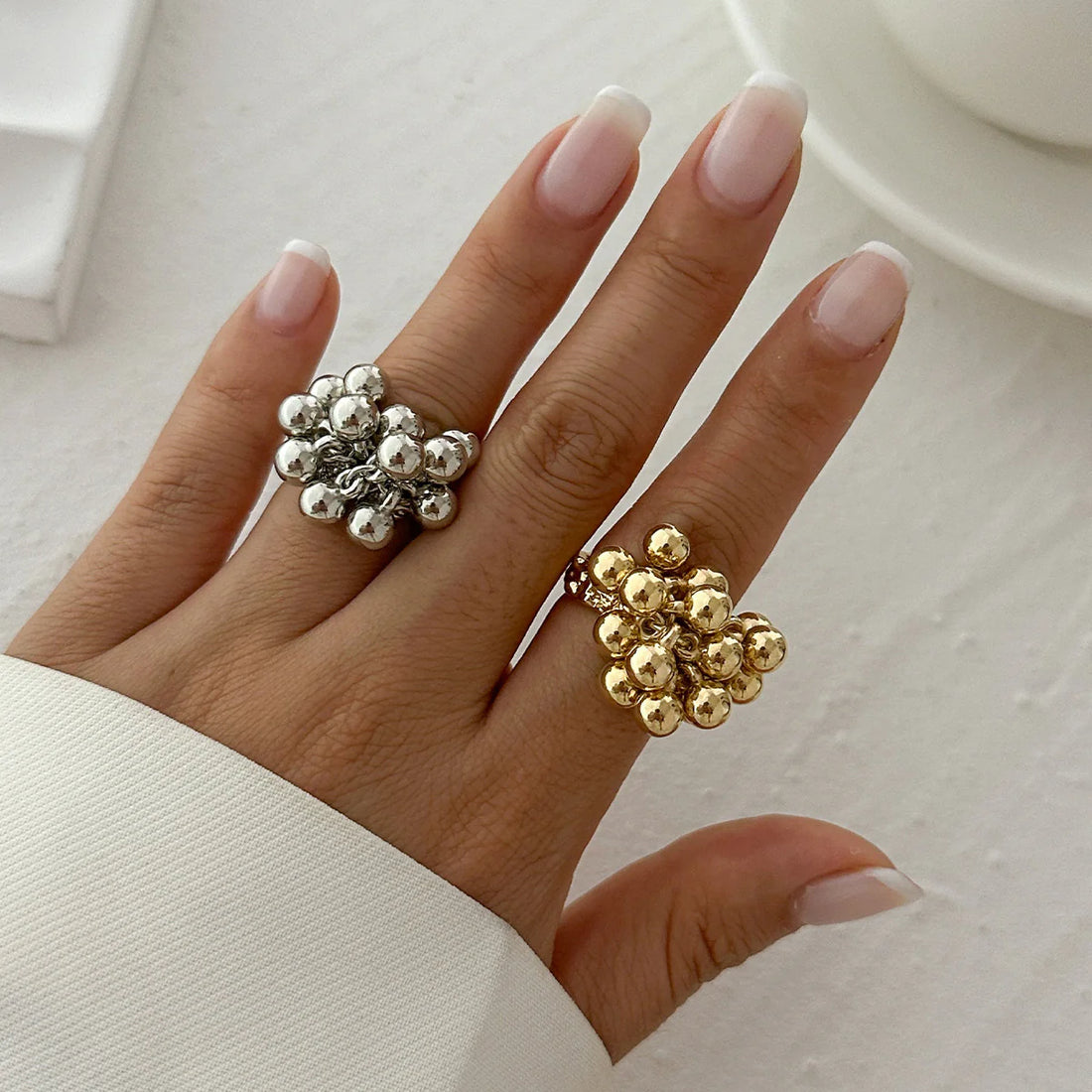Acelyn Sculptural Wave Ring