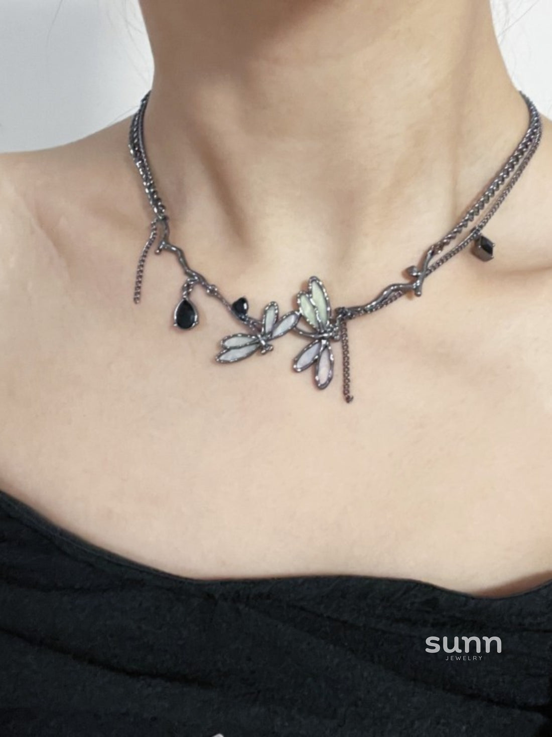 Adaeze Gunmetal Dragonfly Choker [C391VWRM]