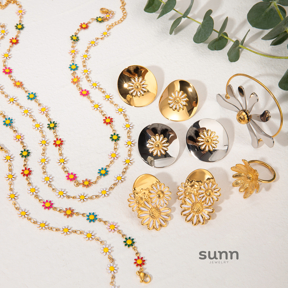 Adair Daisy Charm Jewelry Set [2E3J0KAJ]
