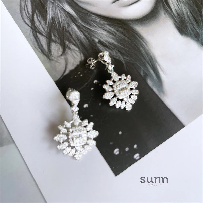 Adalae Retro Zircon Drop Earrings