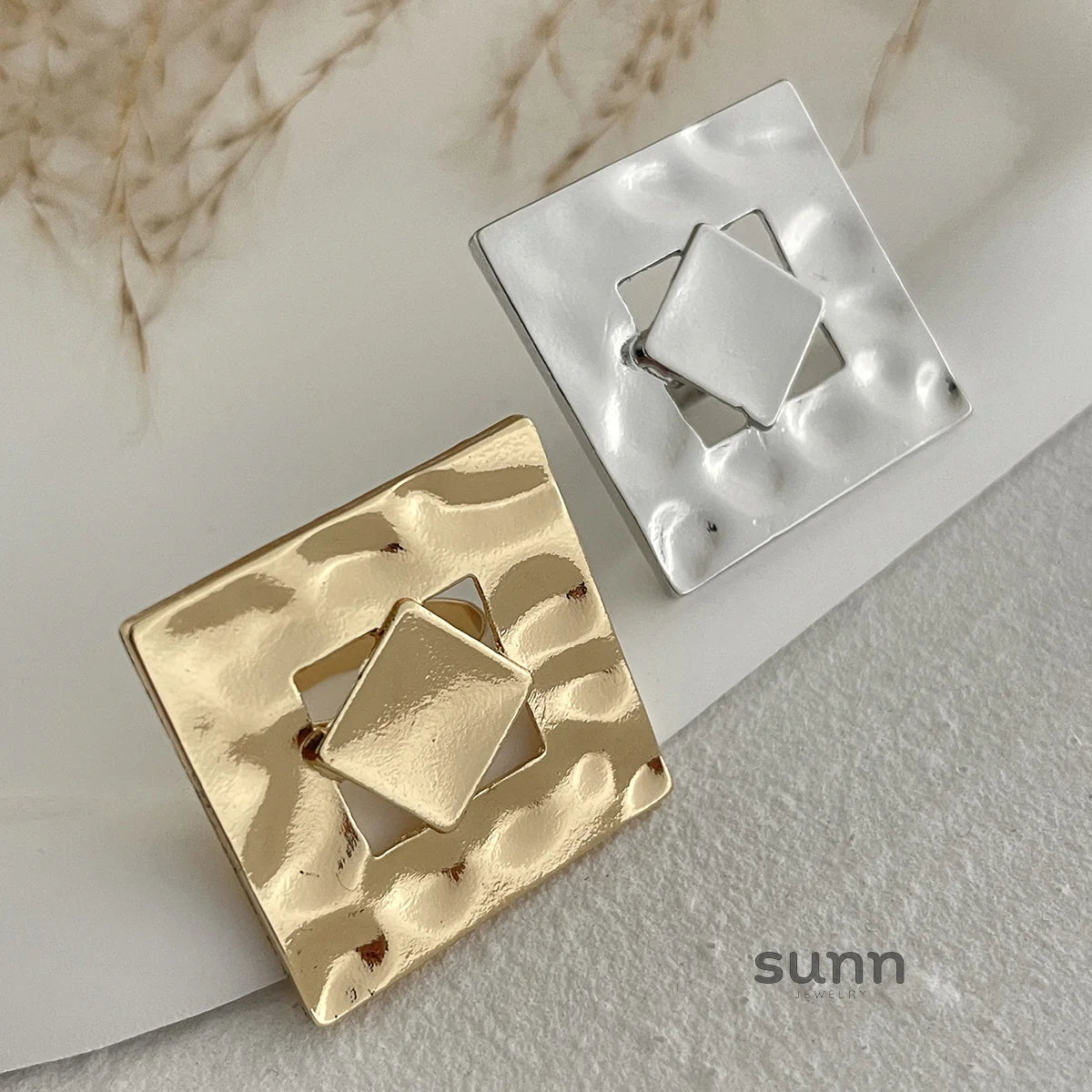 Adalida Geometric Statement Ring