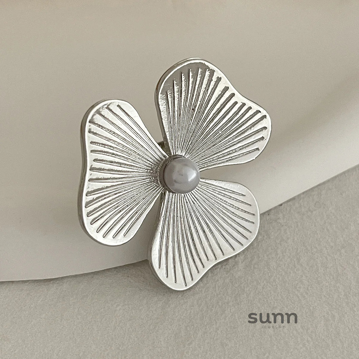 Adalida Geometric Statement Ring
