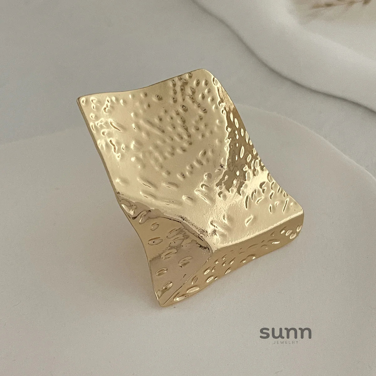 Adalida Geometric Statement Ring