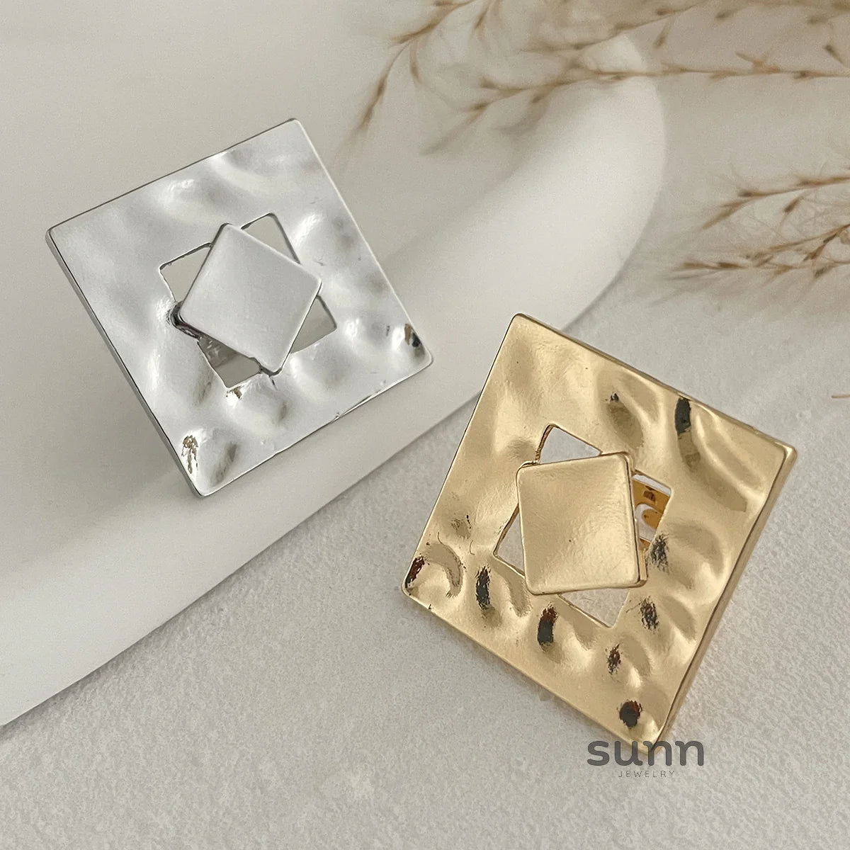 Adalida Geometric Statement Ring