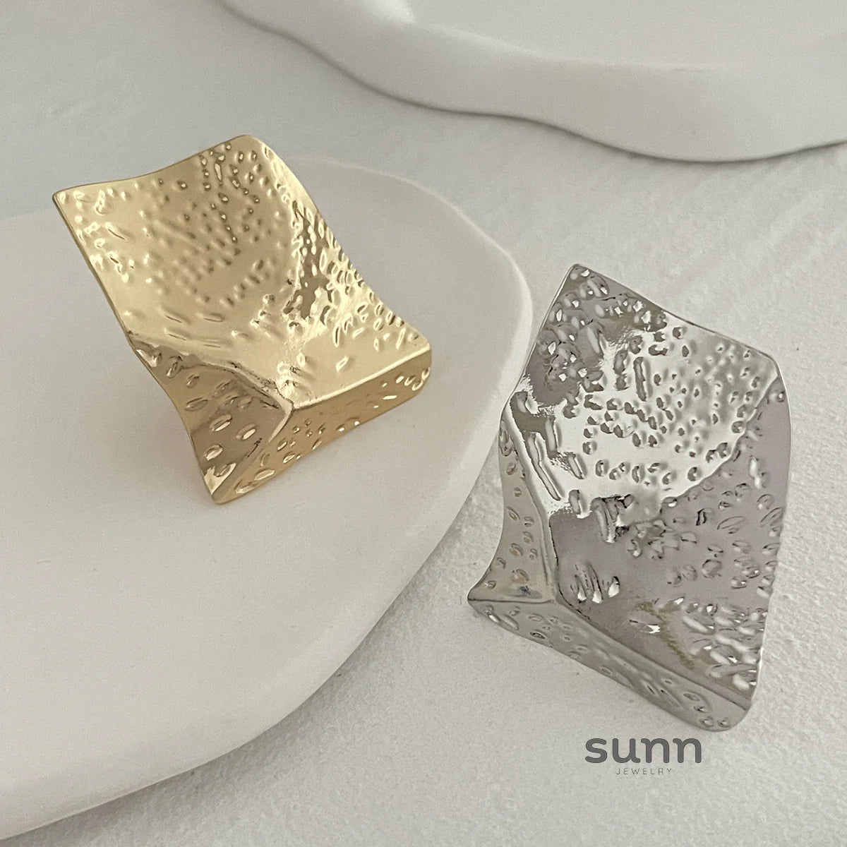 Adalida Geometric Statement Ring