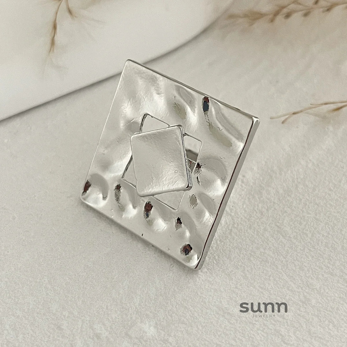 Adalida Geometric Statement Ring