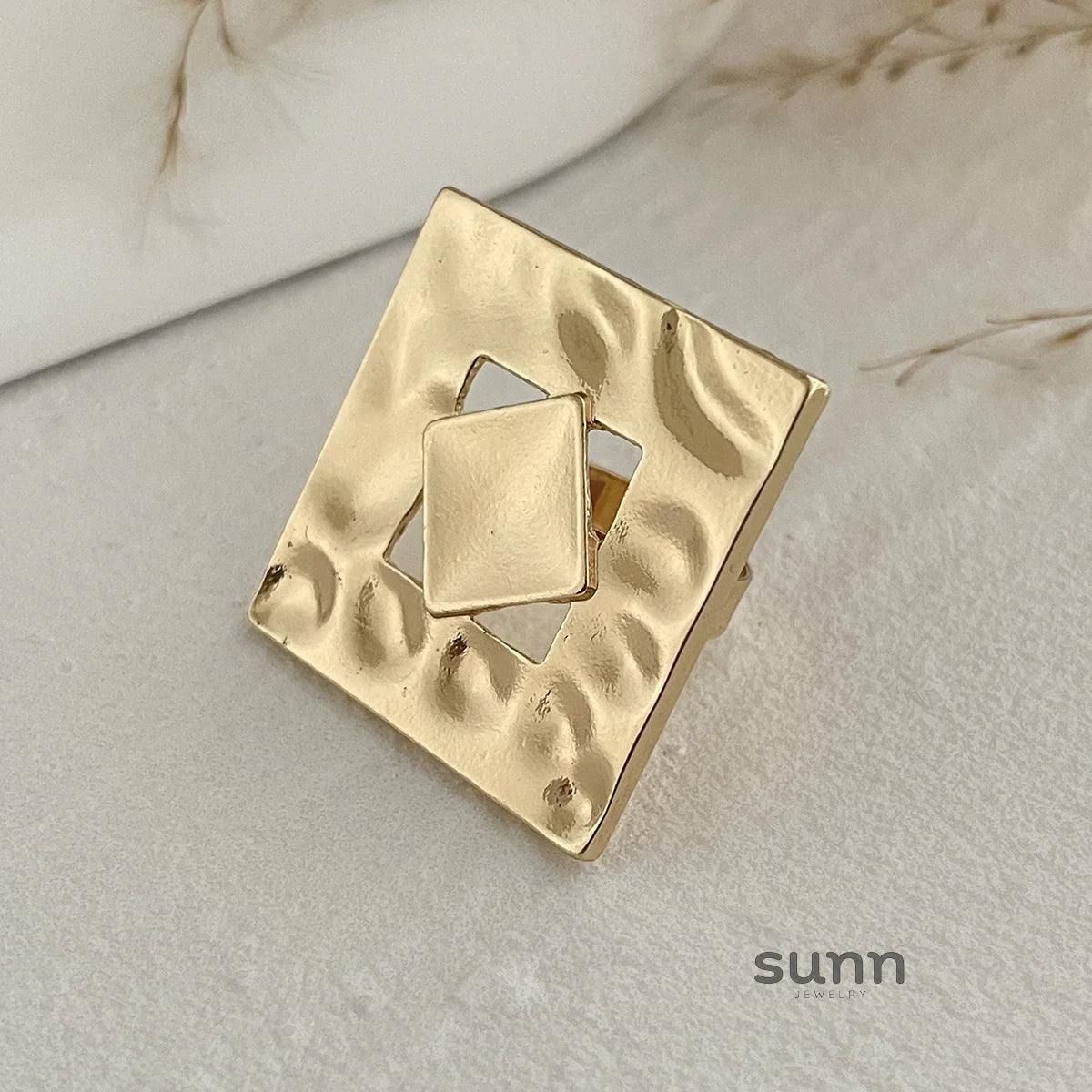 Adalida Geometric Statement Ring