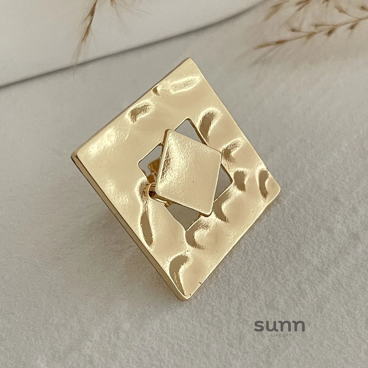 Adalida Geometric Statement Ring