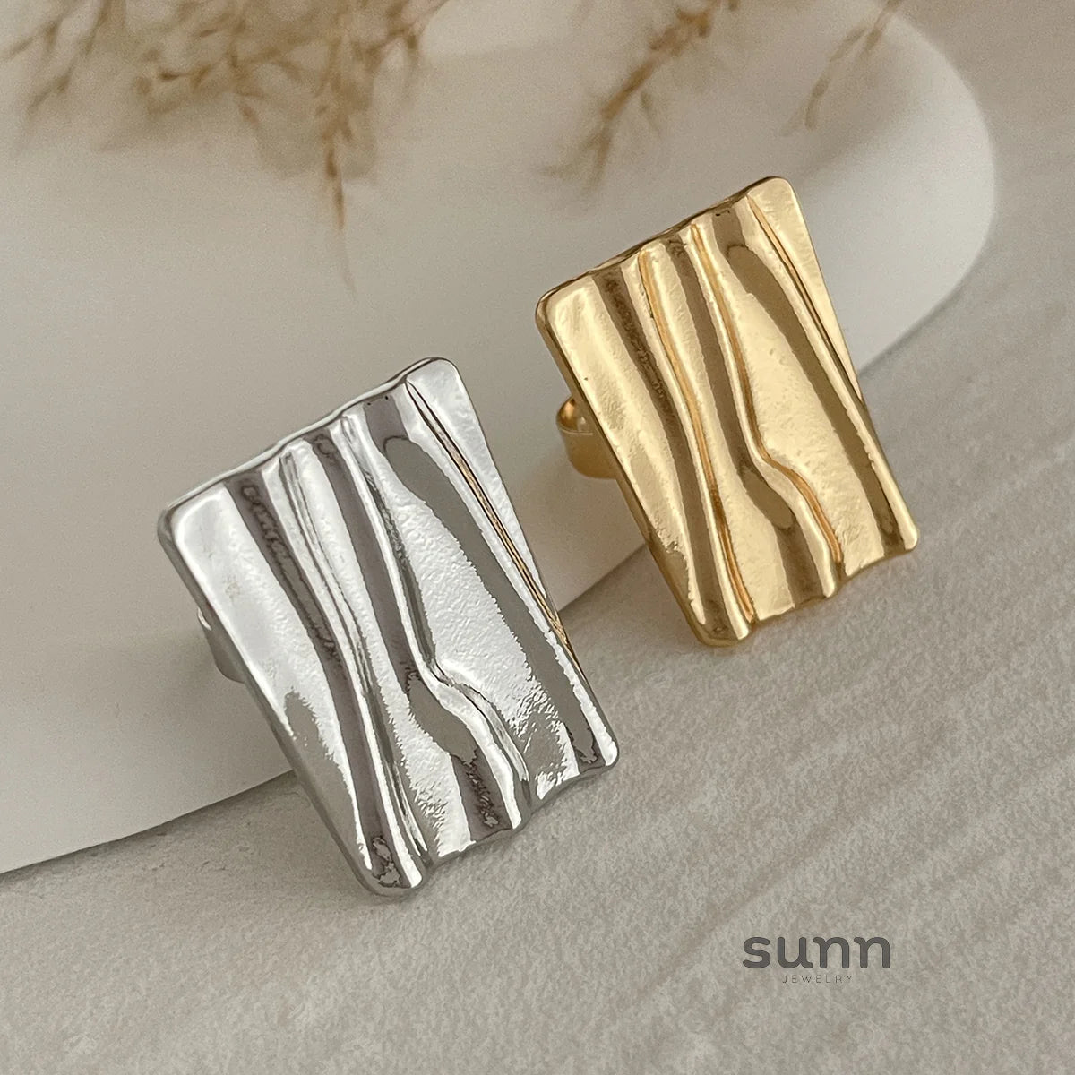 Adalida Geometric Statement Ring