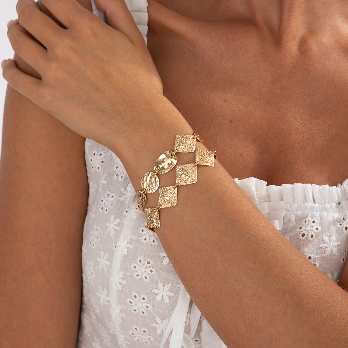 Adalynn Pitted Geometric Bracelet [SZTL8QX8]