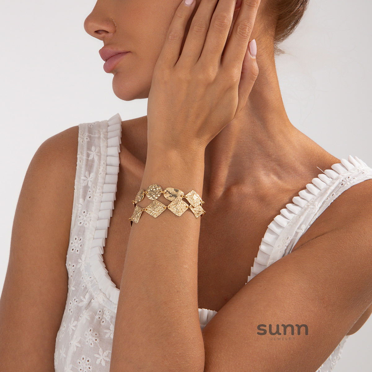 Adalynn Pitted Geometric Bracelet [M2X0RQVA]