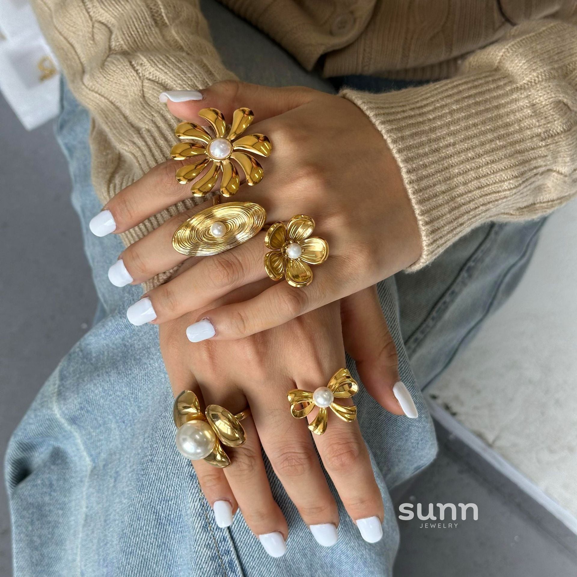 Adama Floral Pearl Ring [PFTMDTGX]