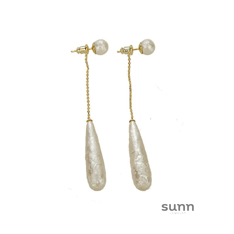 Addelyn Textured Water Drop Pearl Earrings [94TWWWGE]