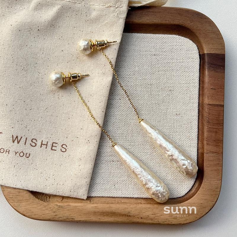 Addelyn Textured Water Drop Pearl Earrings [RHUYQFMK]