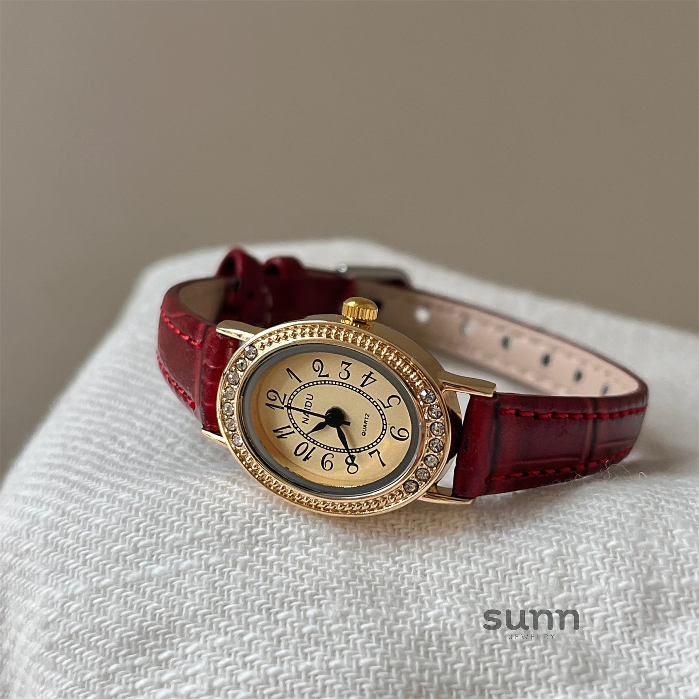 Addie Diamond Petite Watch [N862NVD0]