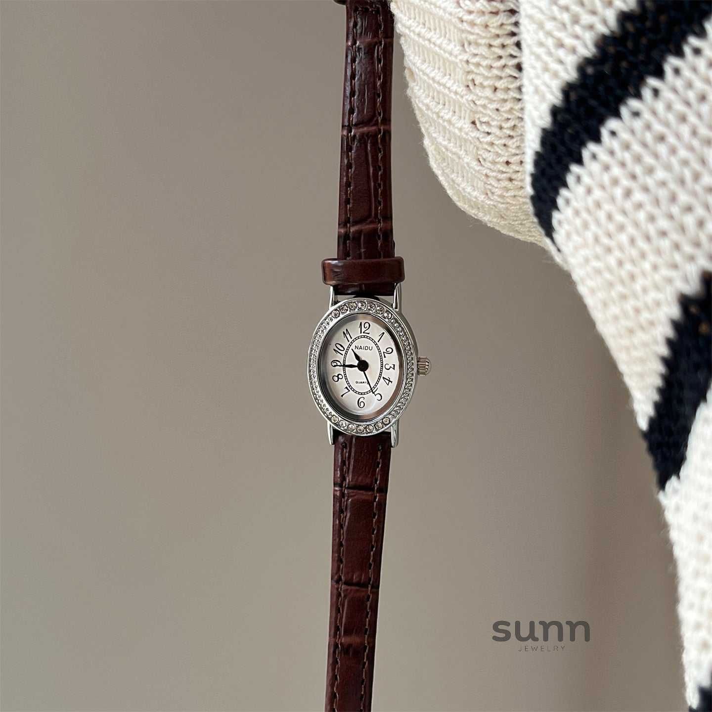 Addie Diamond Petite Watch [GH2U886H]
