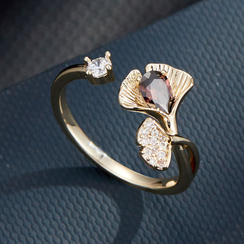 Addisyn Delicate Ginkgo Ring [A5C8FP2N]