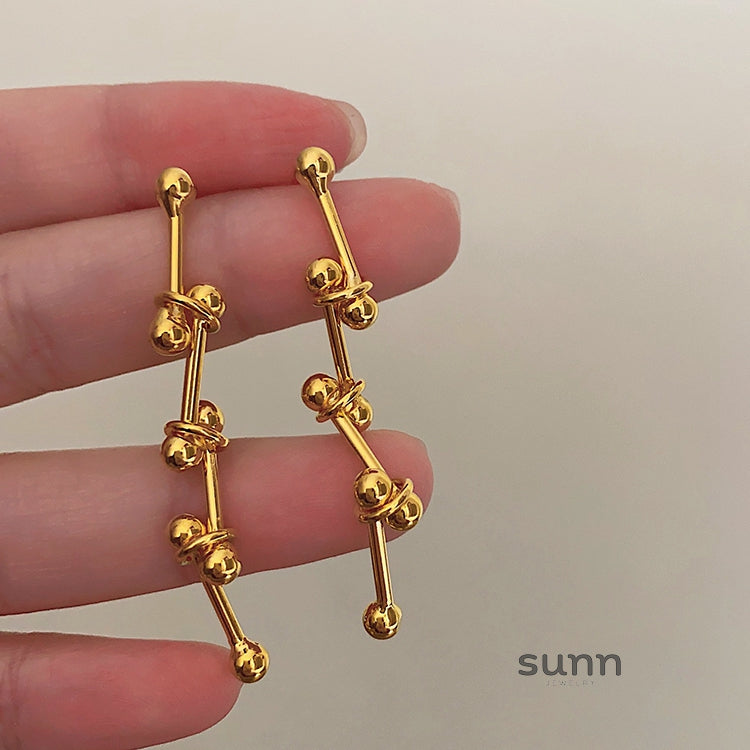 Adeena Curved Drop Earrings [7V0T575X]