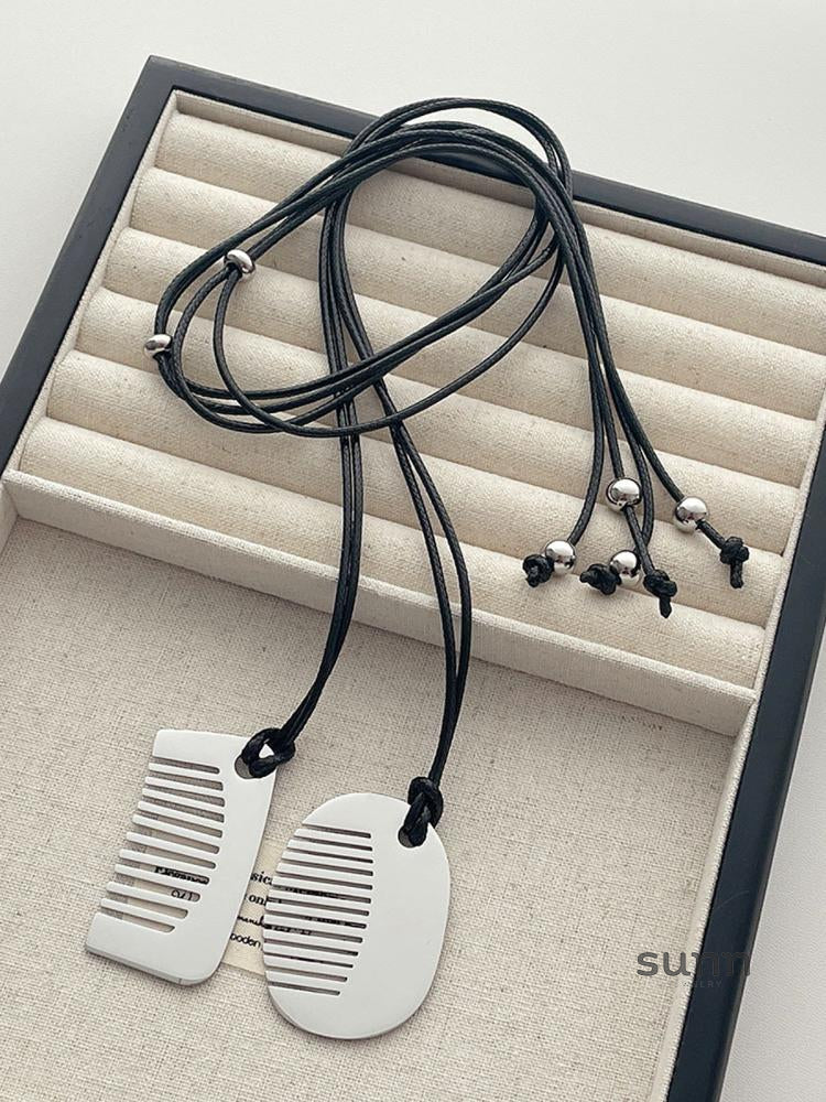 Adela Silver Comb Pendant Necklace [5CWSUJKE]