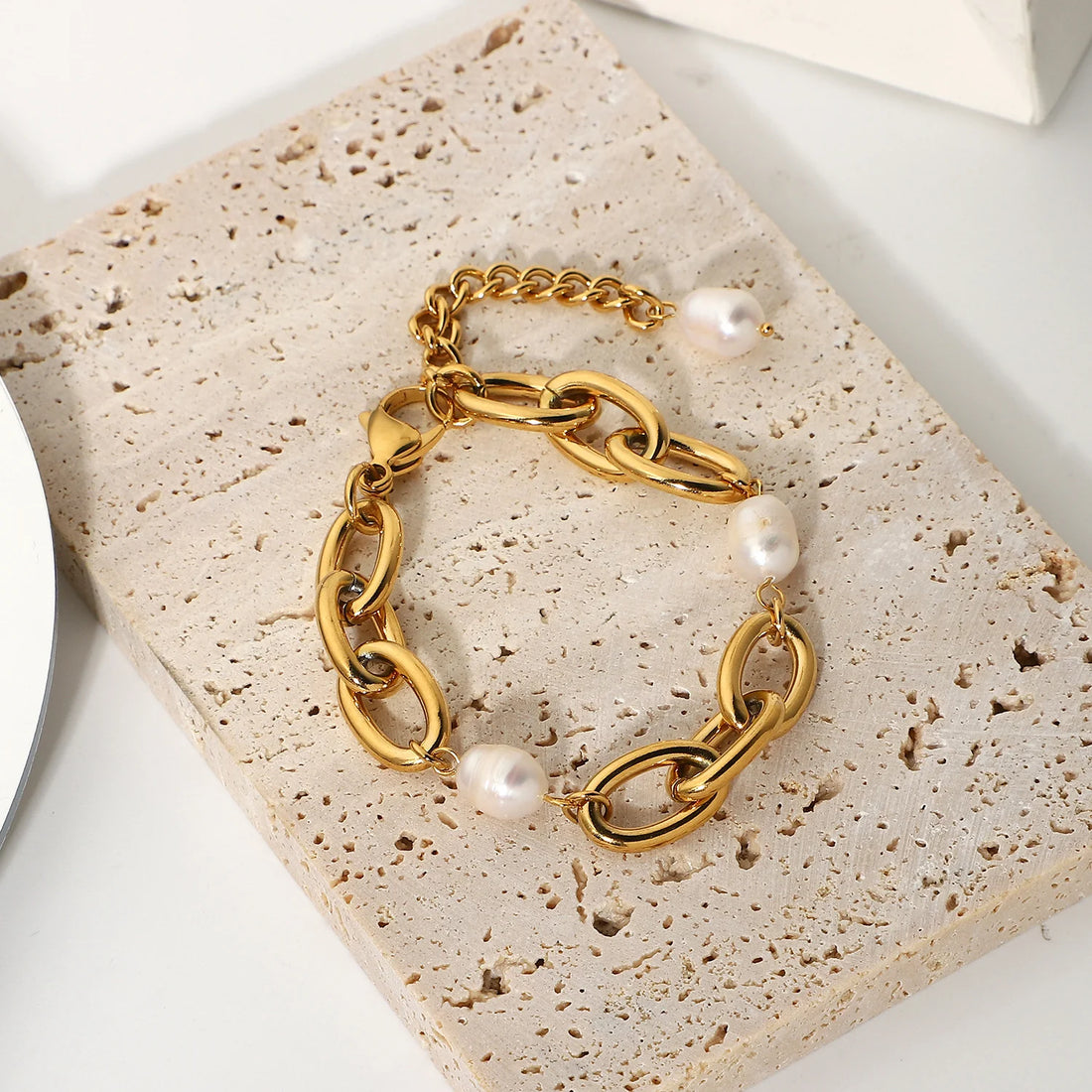 Adelaida Freshwater Baroque Bracelet
