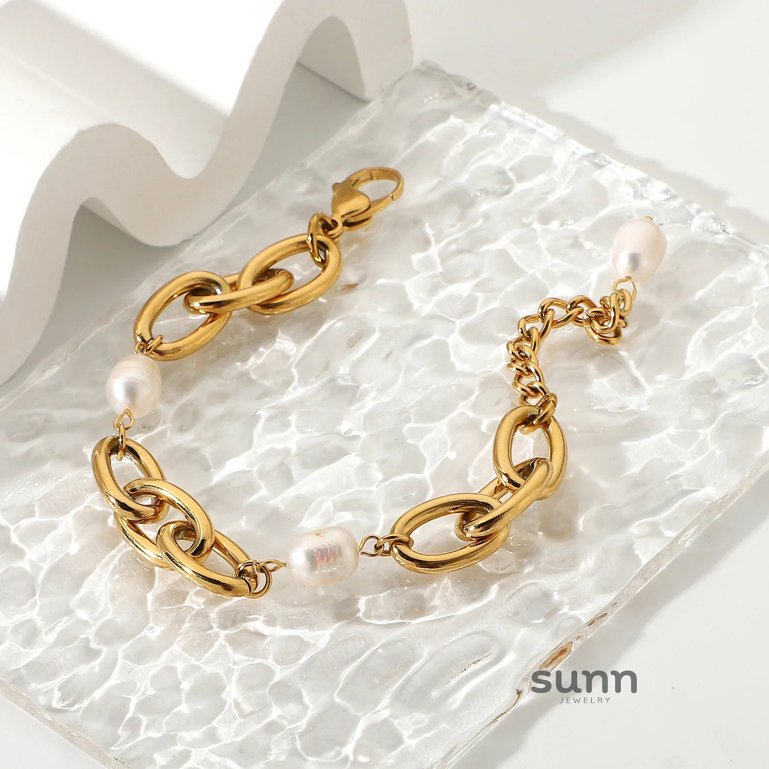 Adelaida Freshwater Baroque Bracelet