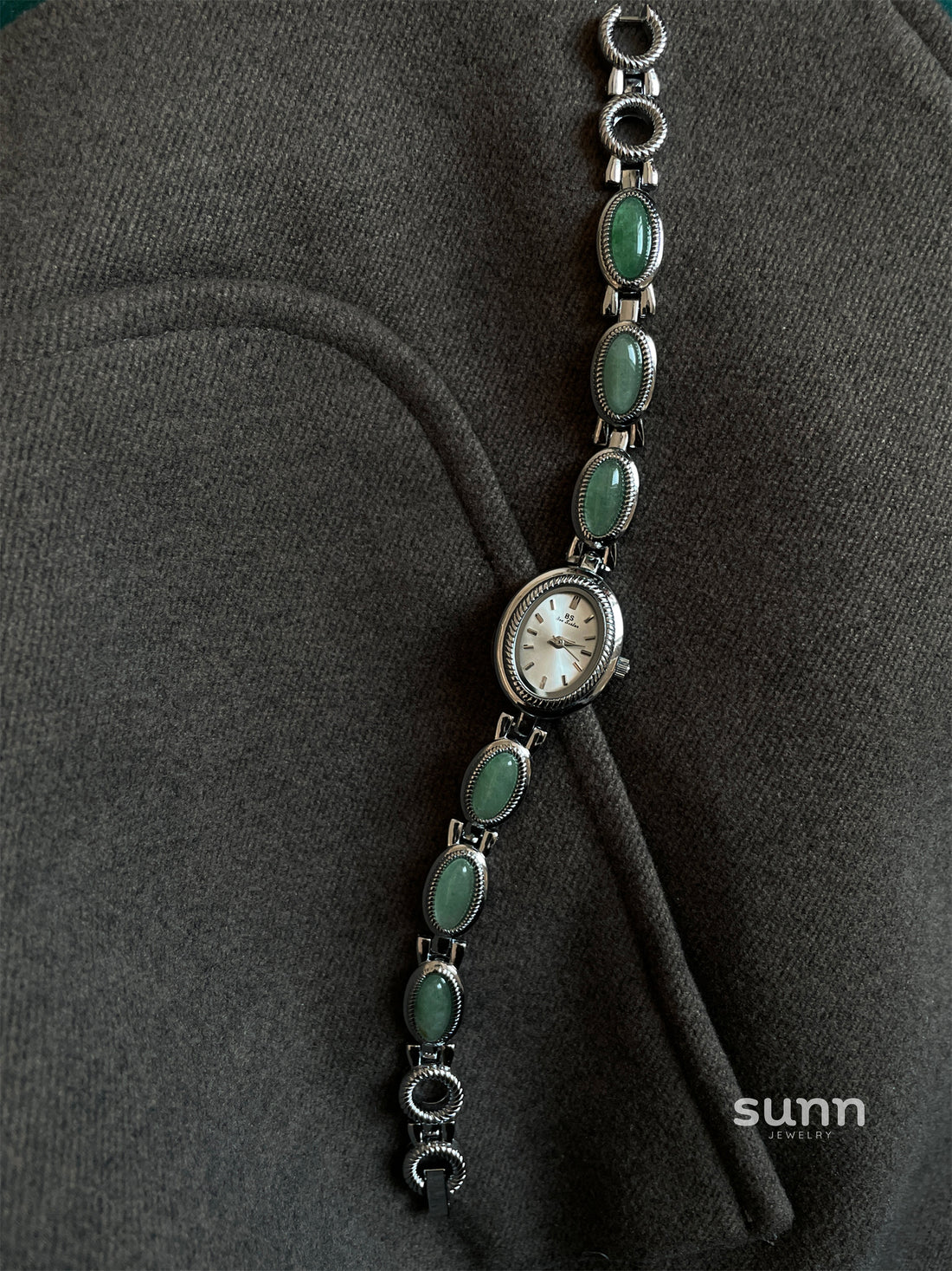 Adeleine Refined Oval Watch [WJ3WJ8GR]