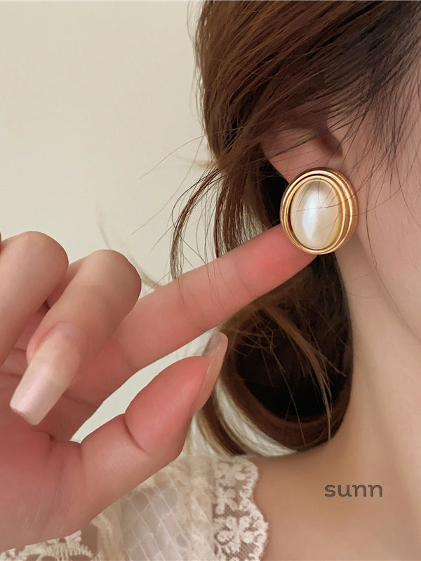 Adelene Acrylic Pearl Drop Earrings [K205N2G2]