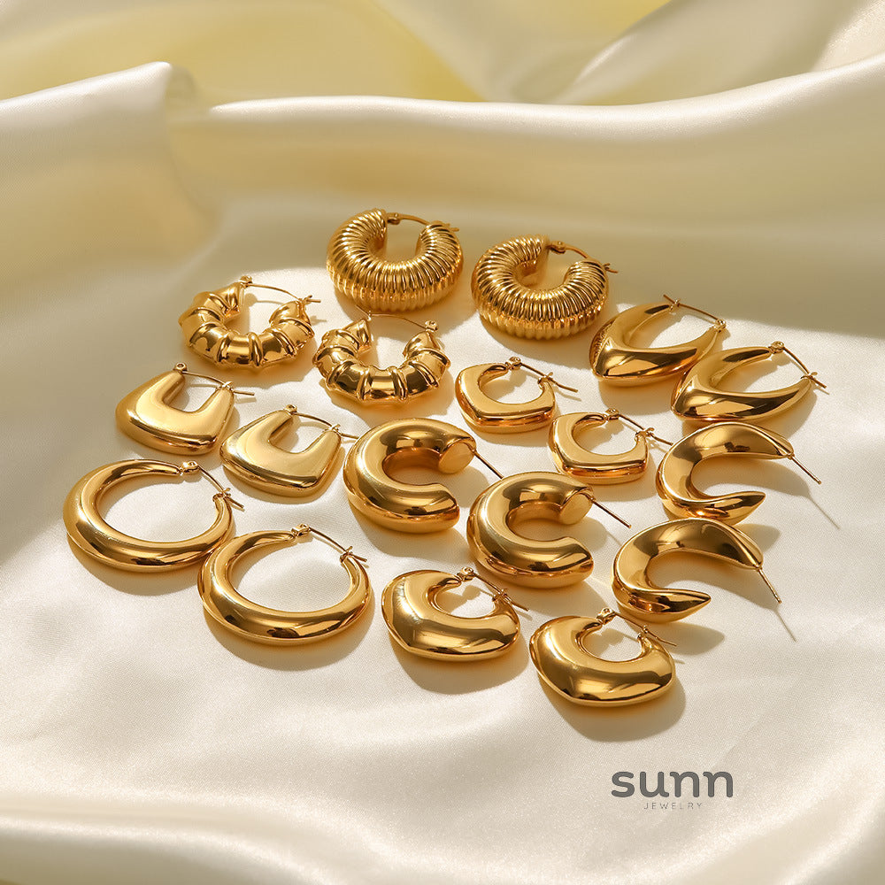 Adelynne Gold Irregular Earrings [A7T2IYBO]