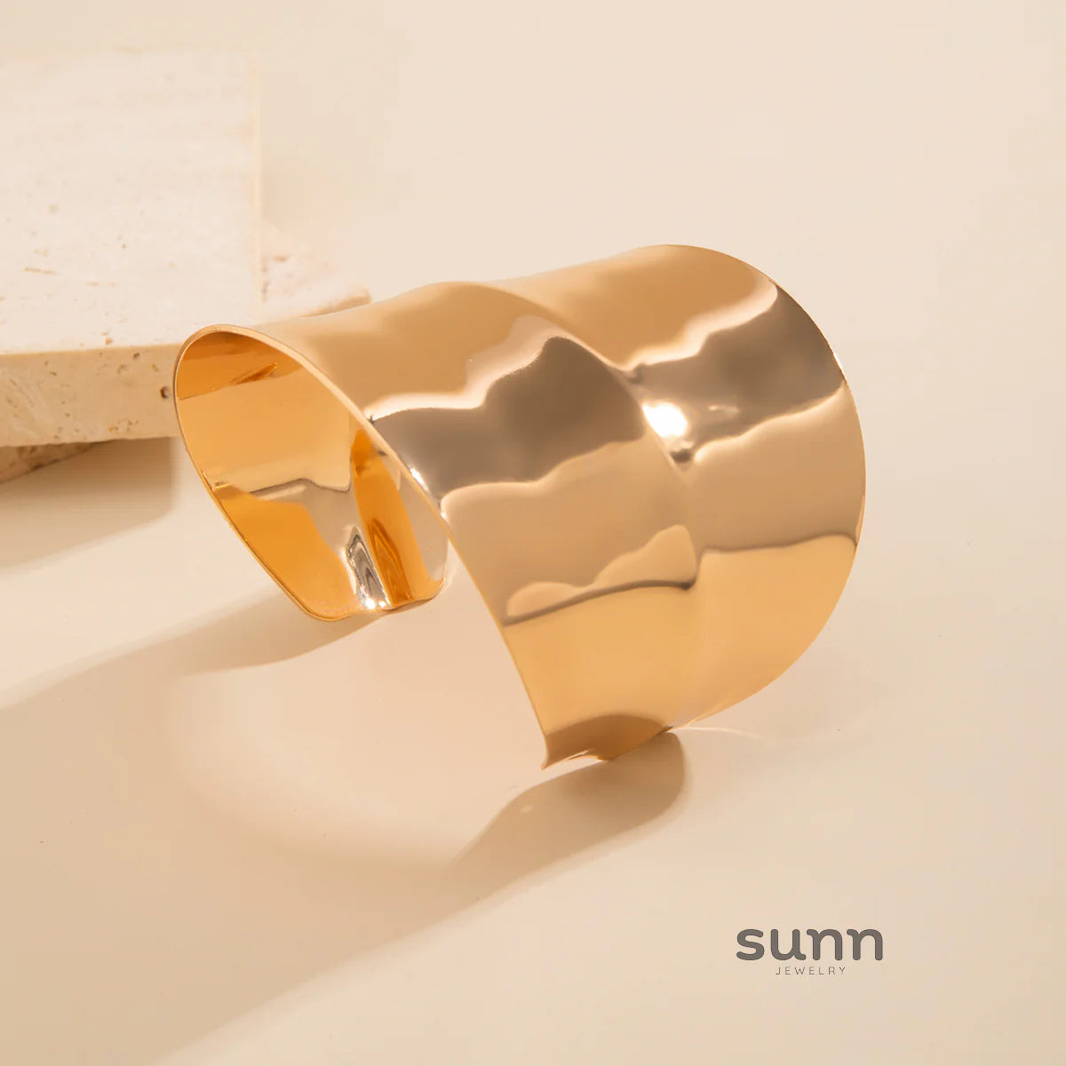 Adelynne Smooth Irregular Bangle