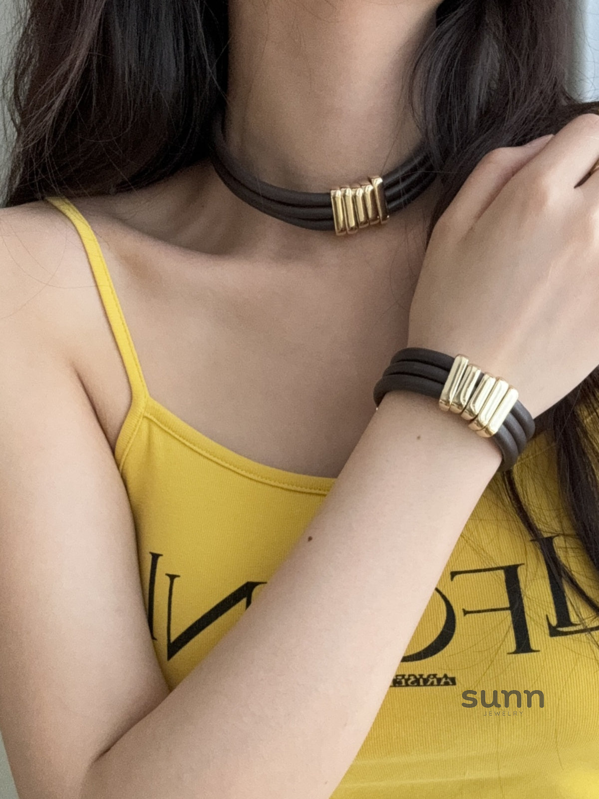 Adina Edgy Geometric Choker [X6PICTAN]