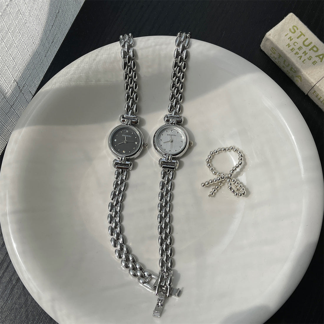 Aditi Dainty Bracelet Watch [49L9ITPD]