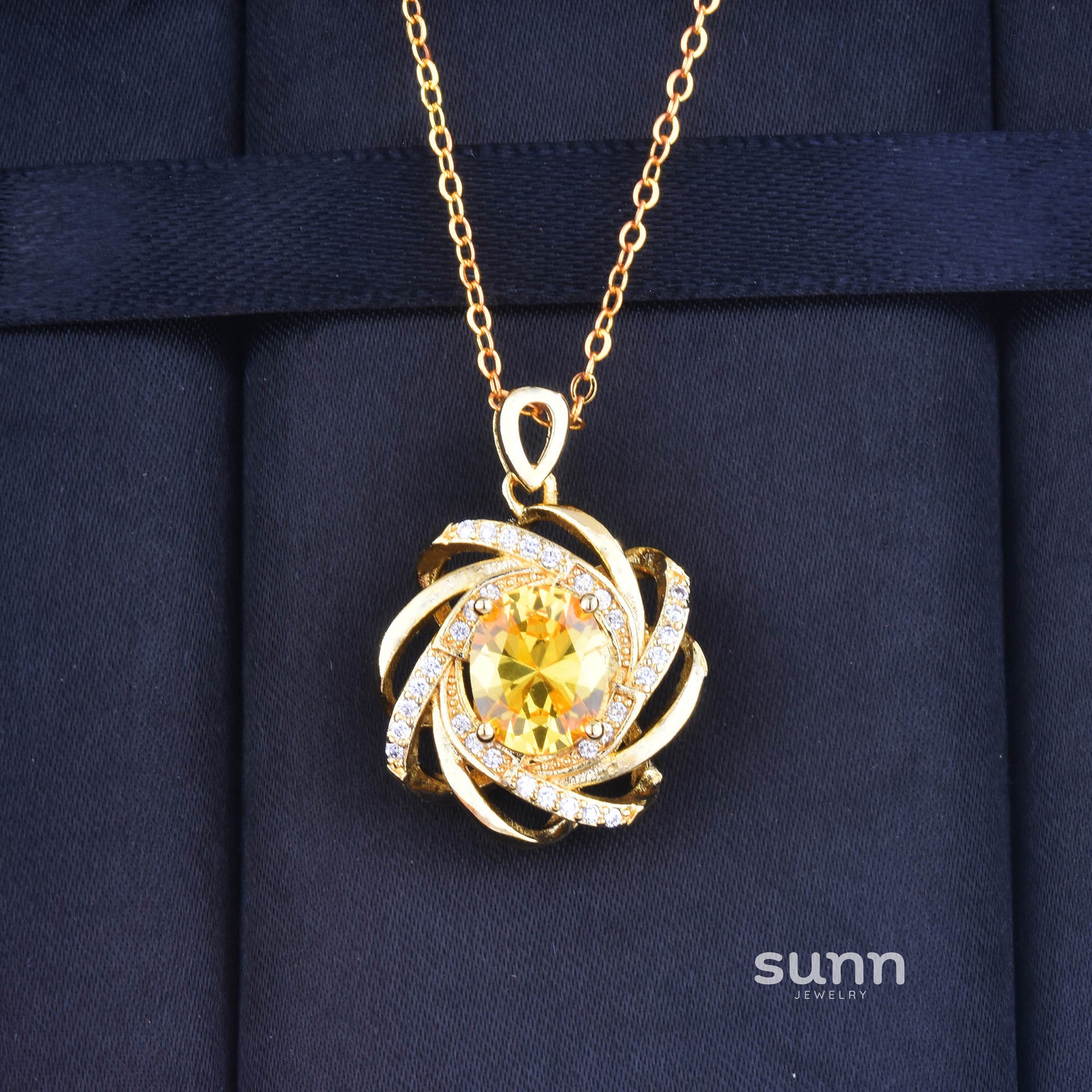 Adleigh Rotating Citrine Pendant [LX57IGNG]