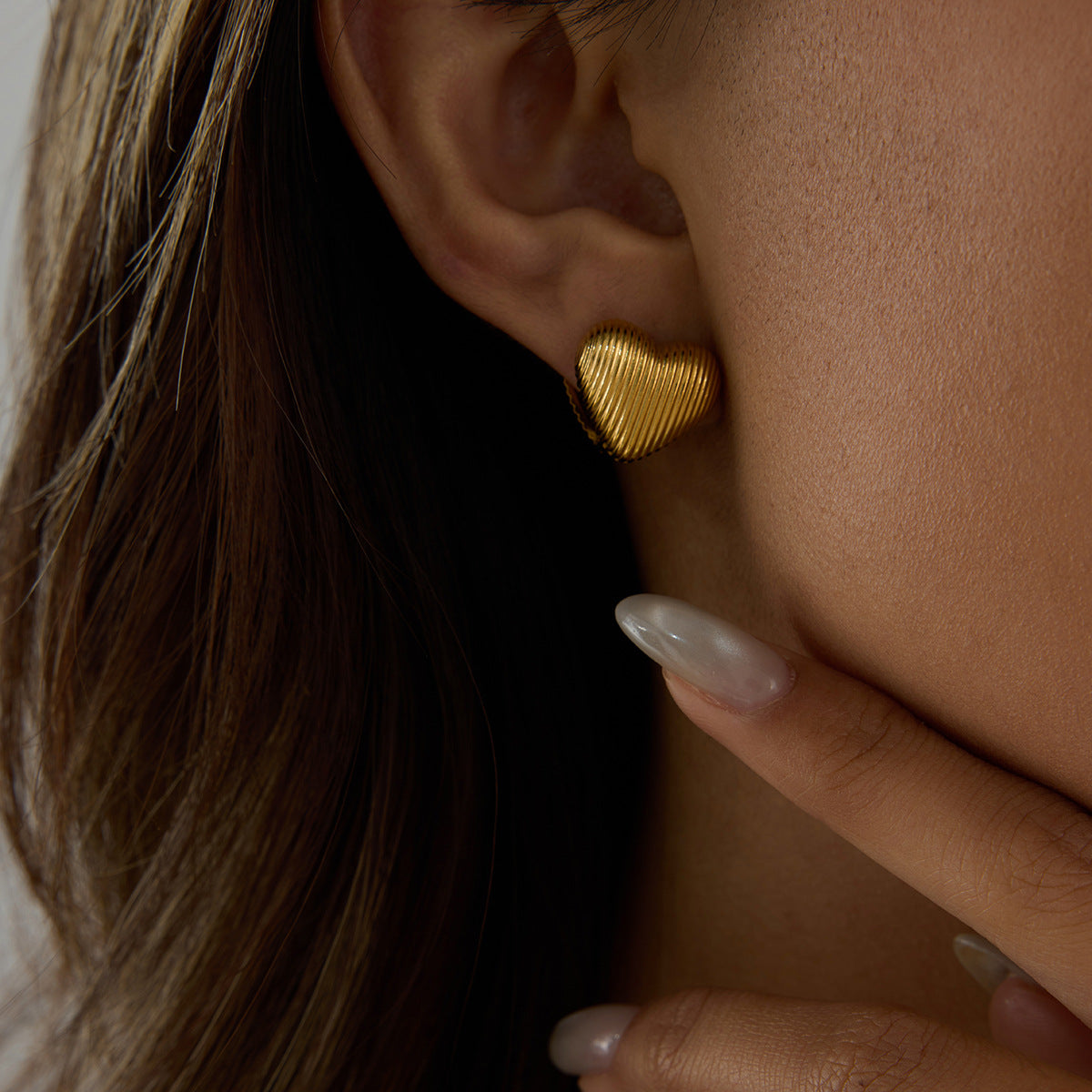 Adley Pave Heart Earrings [GMSSCISB]