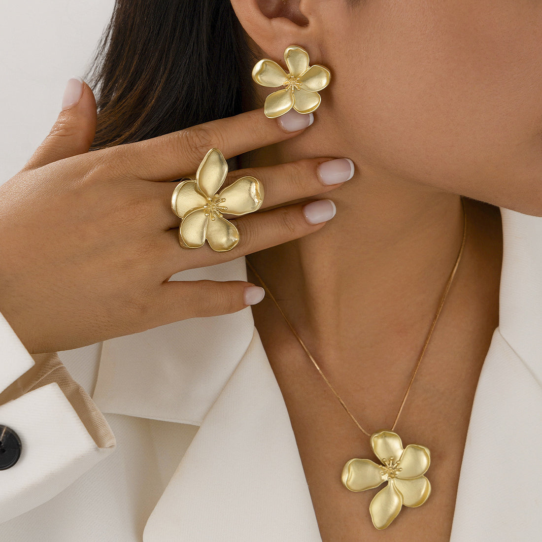 Adrianne Sculpted Bloom Jewelry [Q9EOBWIF]