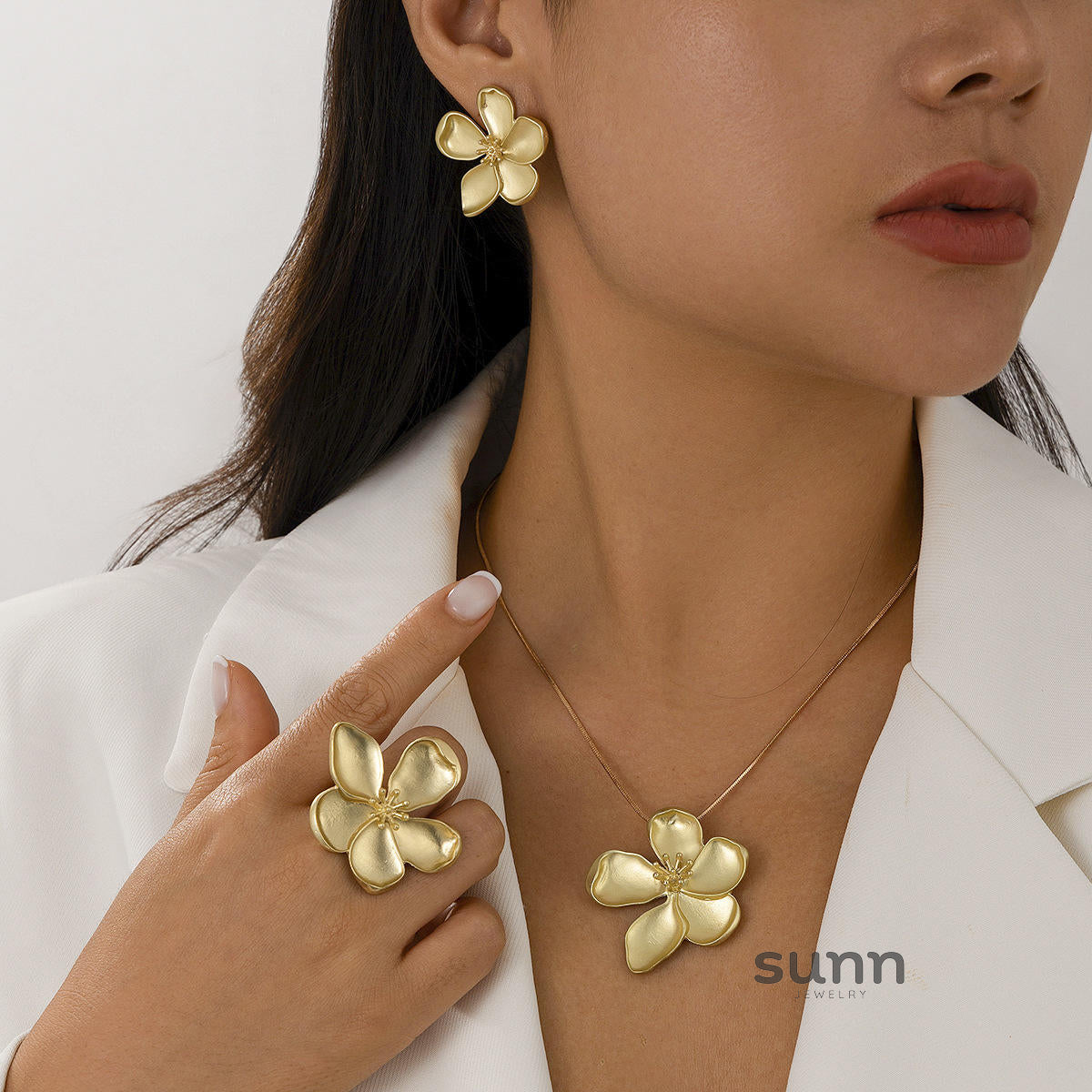 Adrianne Sculpted Bloom Jewelry [DI5E66P6]