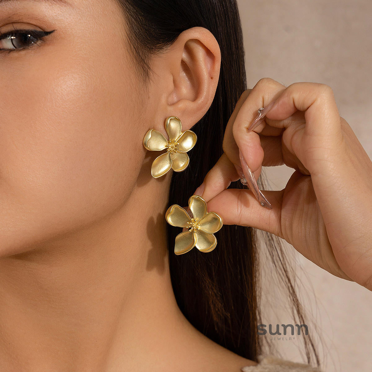 Adrianne Sculpted Bloom Jewelry [J0A38AL2]