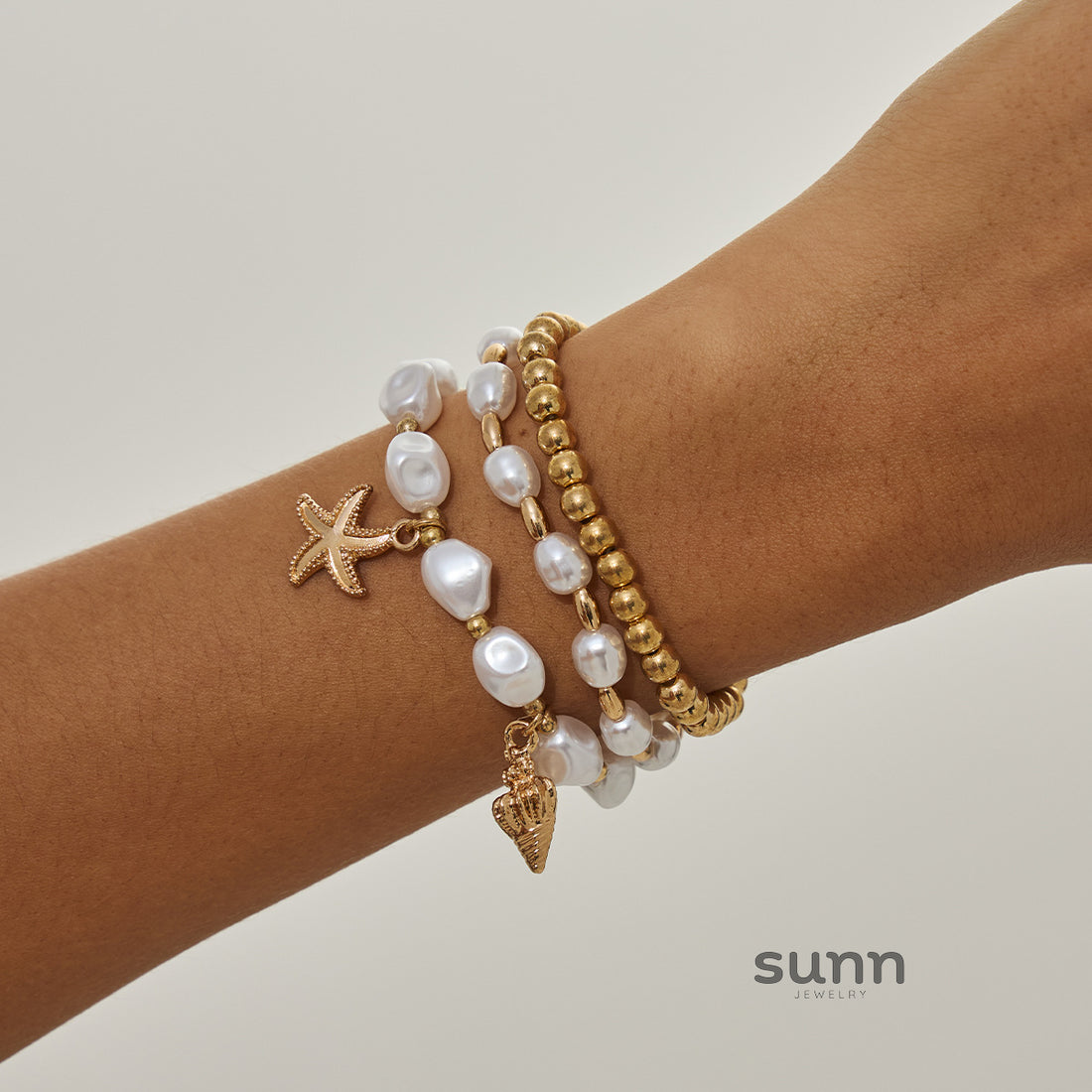 Adriella Geometric Beaded Bracelet Set [RFXDRSPD]