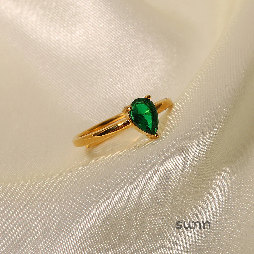 Adrina Waterdrop Zirconia Ring
