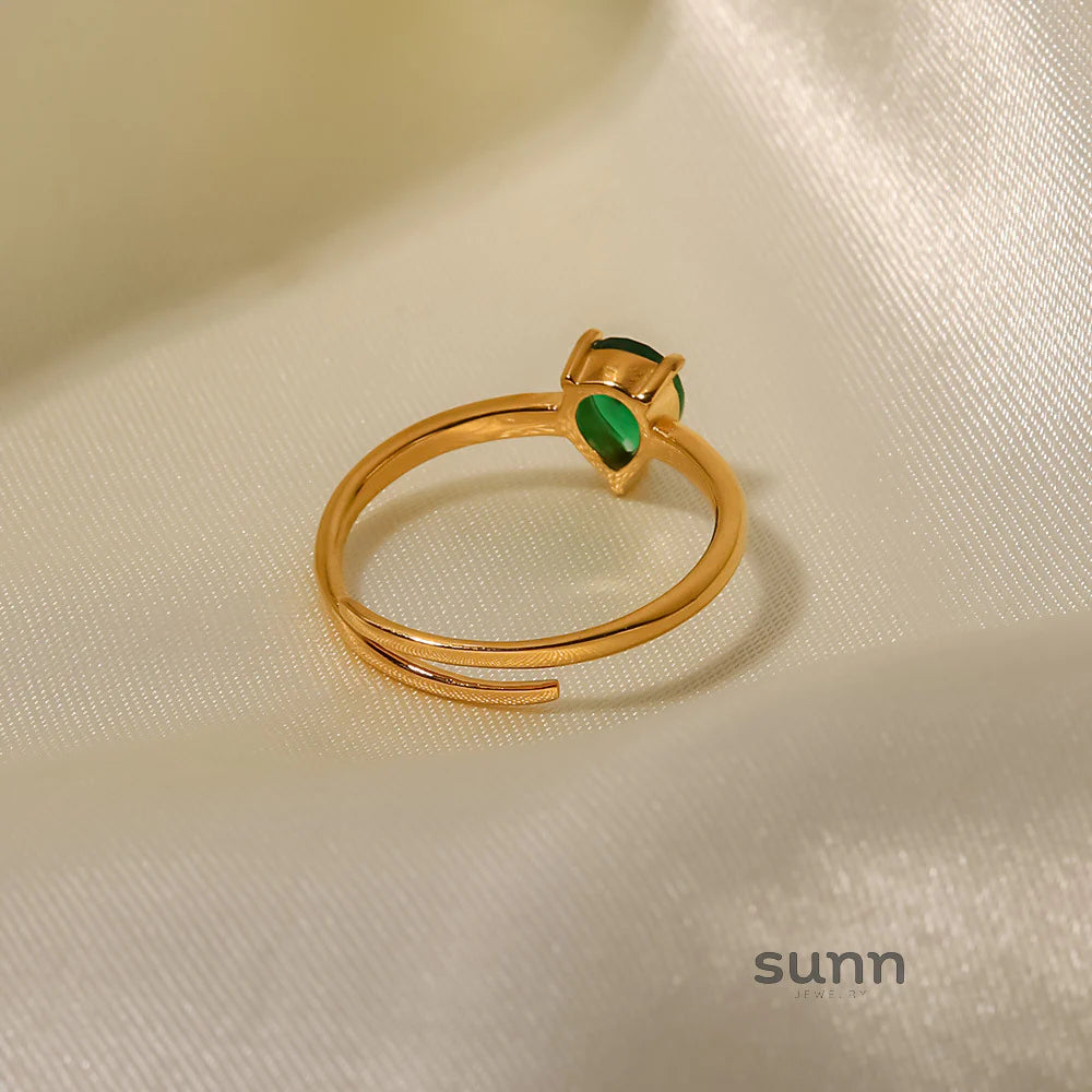 Adrina Waterdrop Zirconia Ring