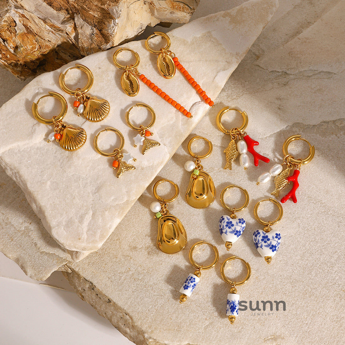 Aela Goldfish Pearl Earrings [7M1E8XBH]