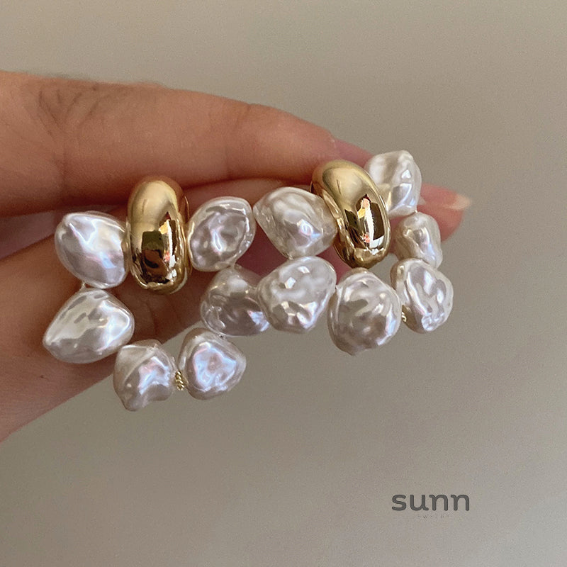 Aerabella Pearl Circle Drop Earrings [BIL73OIA]