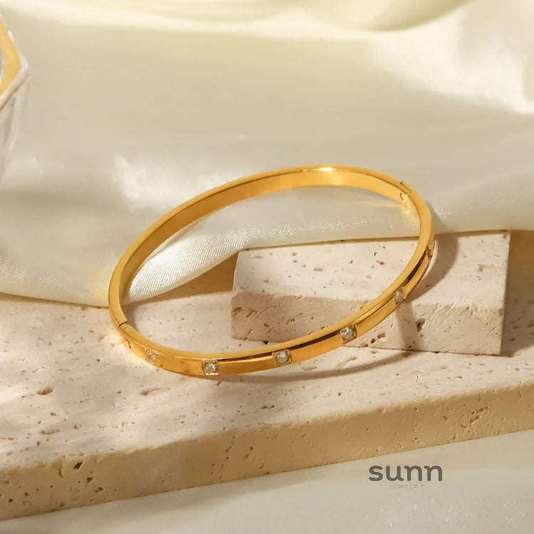 Agnes Zircon Inlaid Bracelet