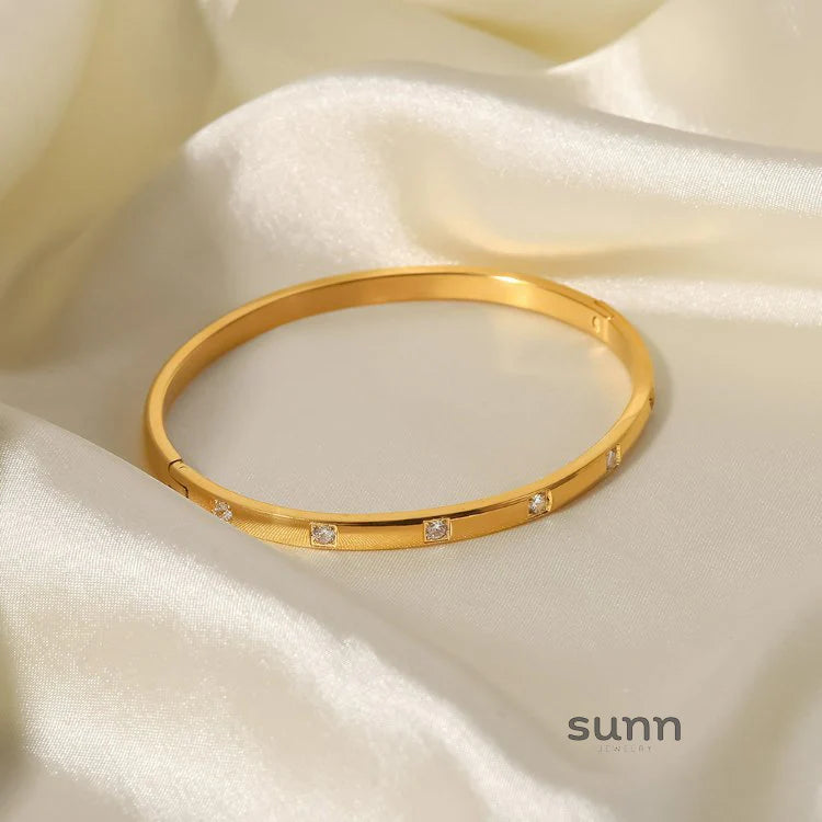 Agnes Zircon Inlaid Bracelet